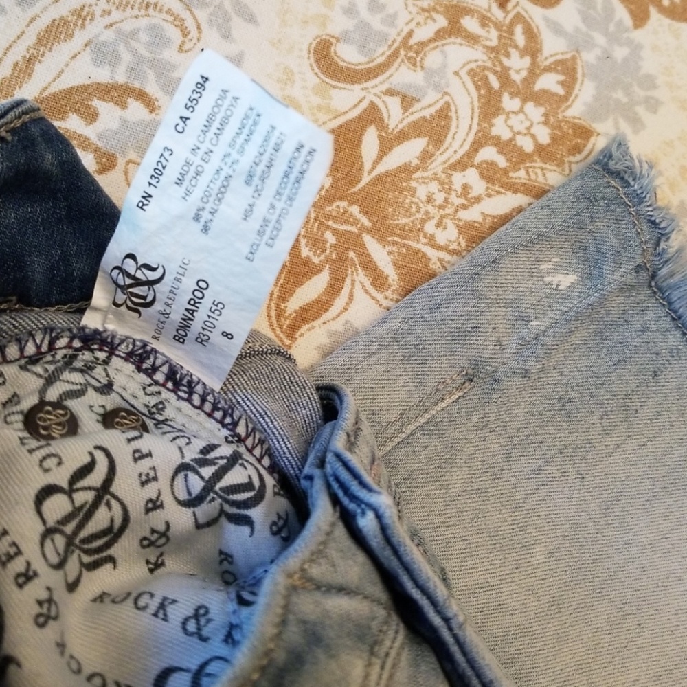 Rock Republic raw edge shorts - Picture 8 of 8